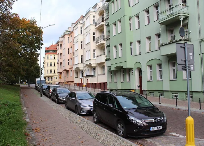 Apartment Szarotka Ii *